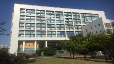 Tongji University (TONGJI) Shanghai image